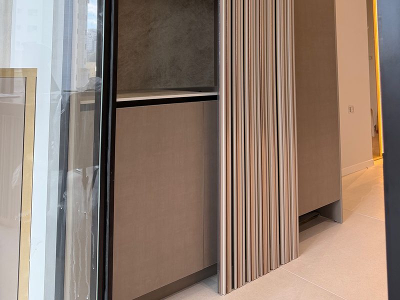Fluted panel, close view